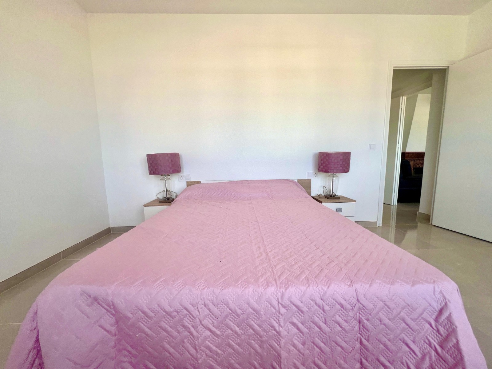 Bedroom in villa for sale in La Mata