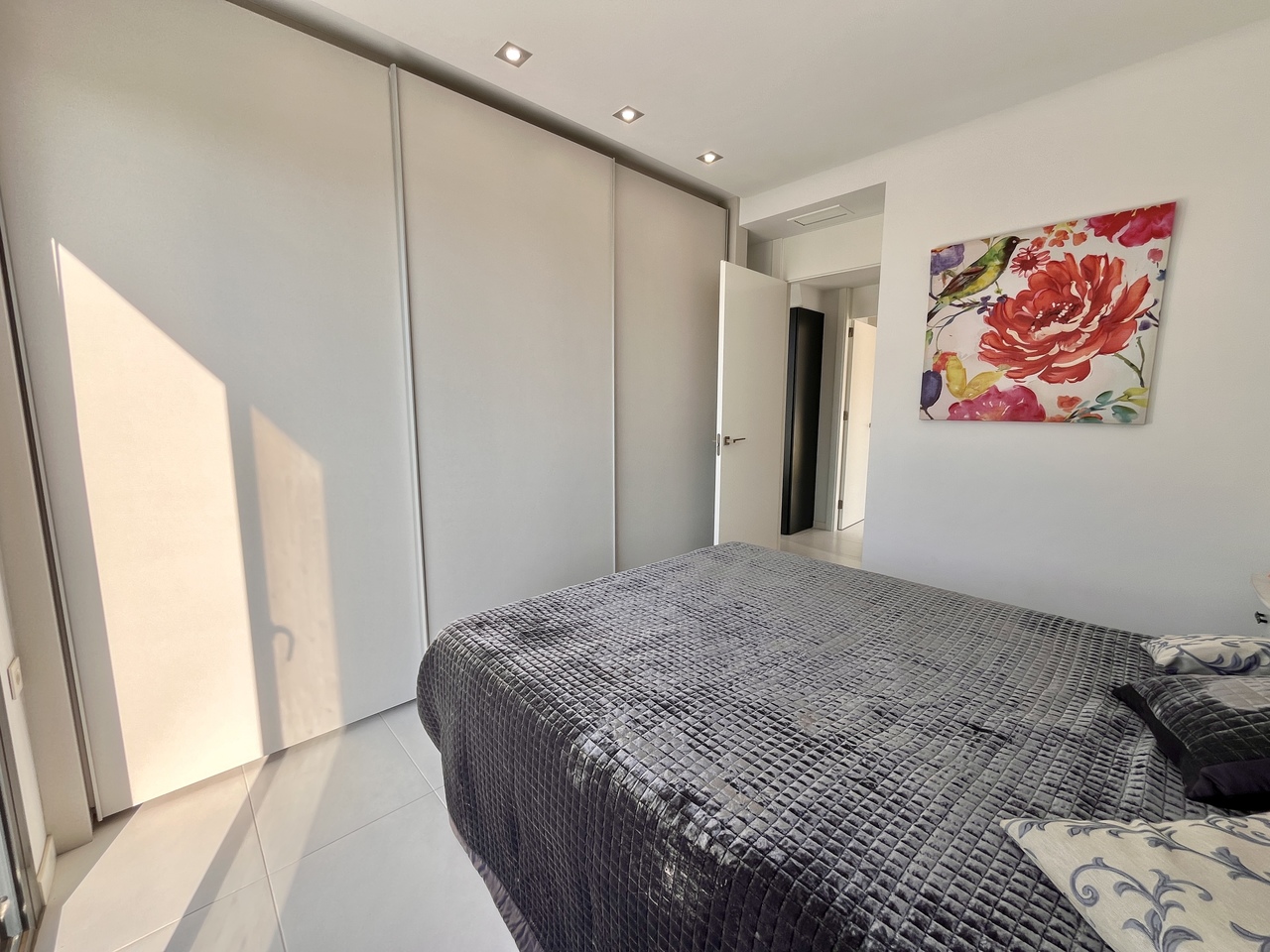 Master bedroom in villa for sale in Los Dolses