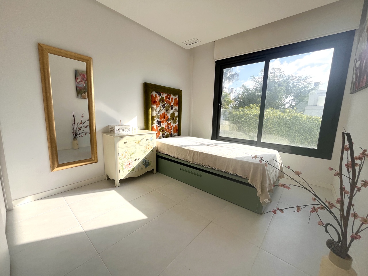 Dining area in villa for sale in Los Dolses