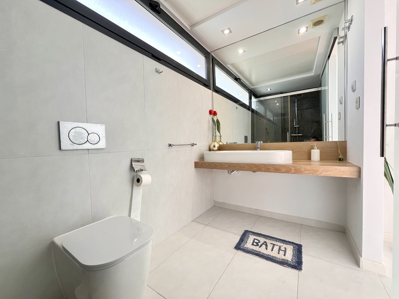 Terrace in villa for sale in Los Dolses