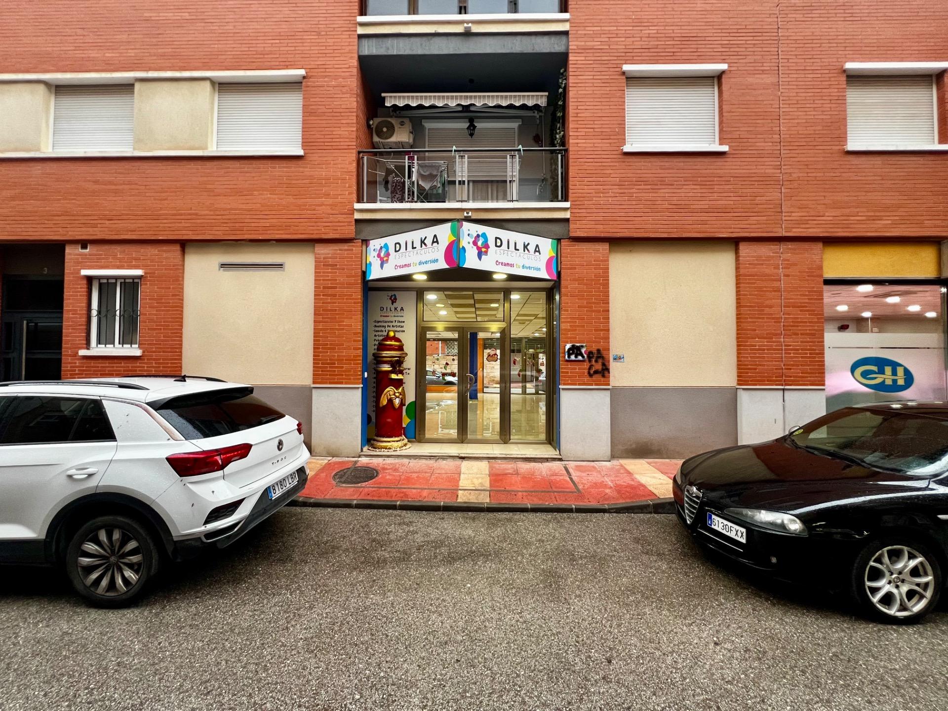 Exterior view in commercial for sale in Beniel