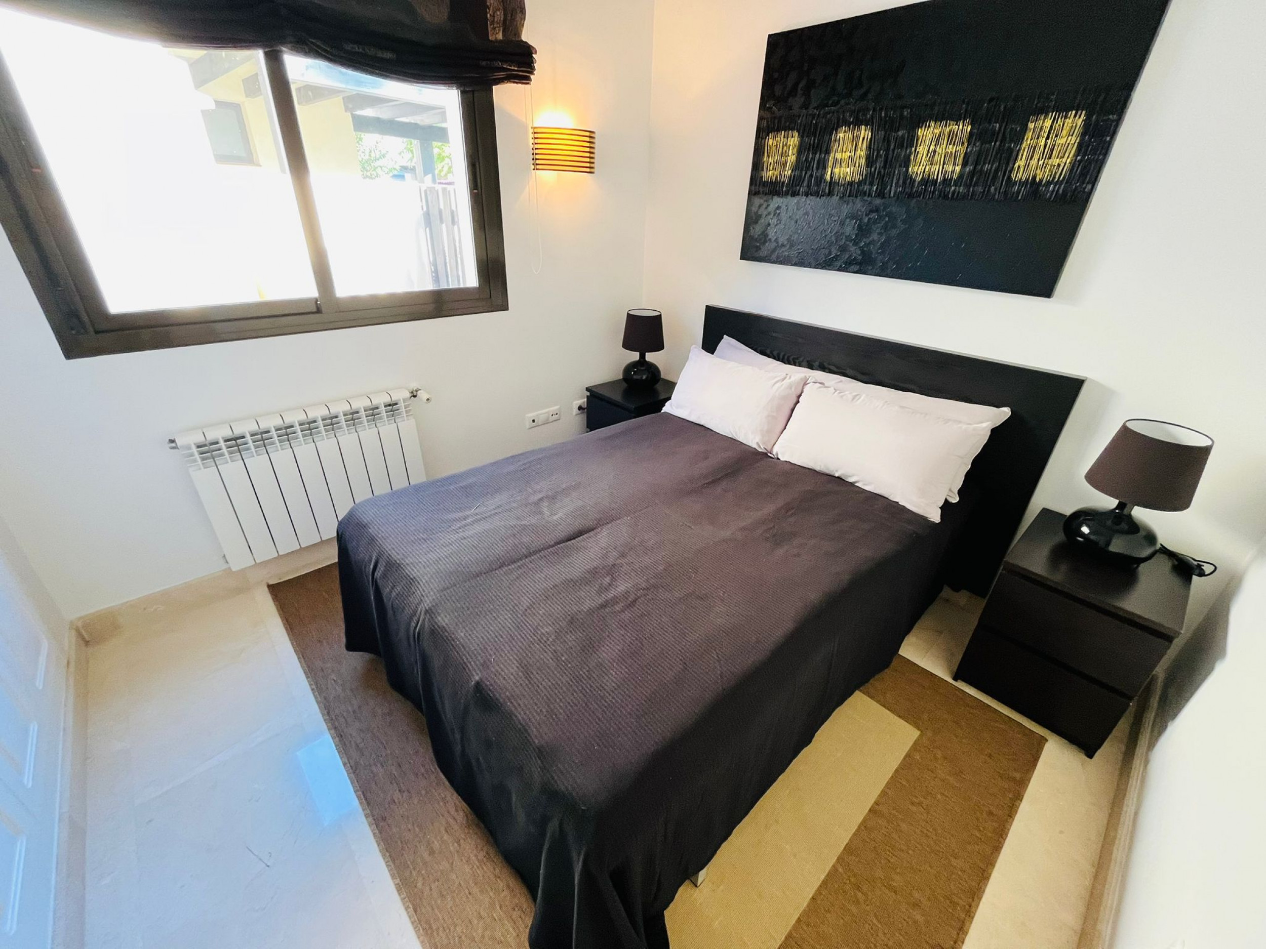 Master bedroom in villa for sale in Los Alcazares