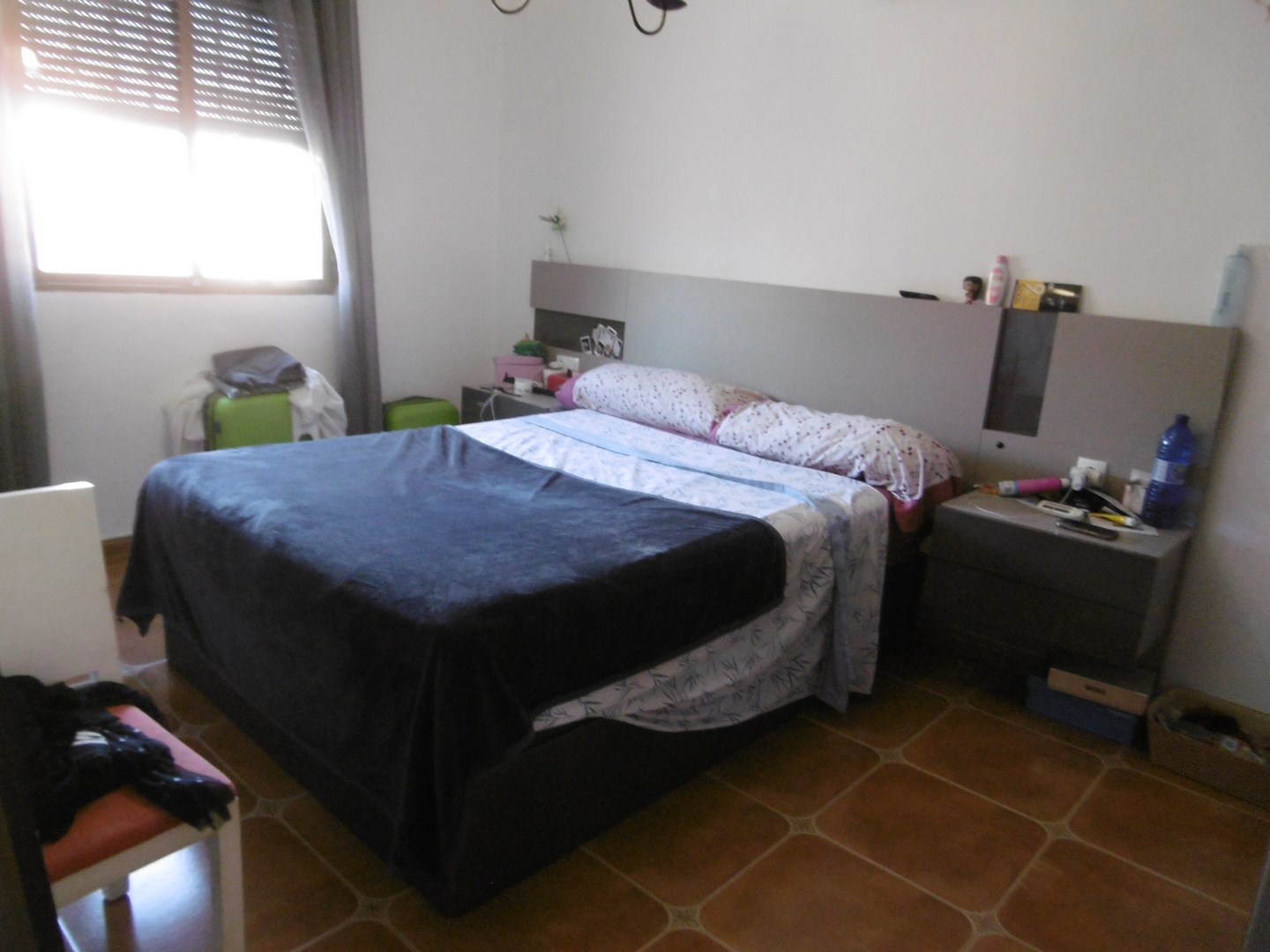 Bathroom in villa for sale in Yecla