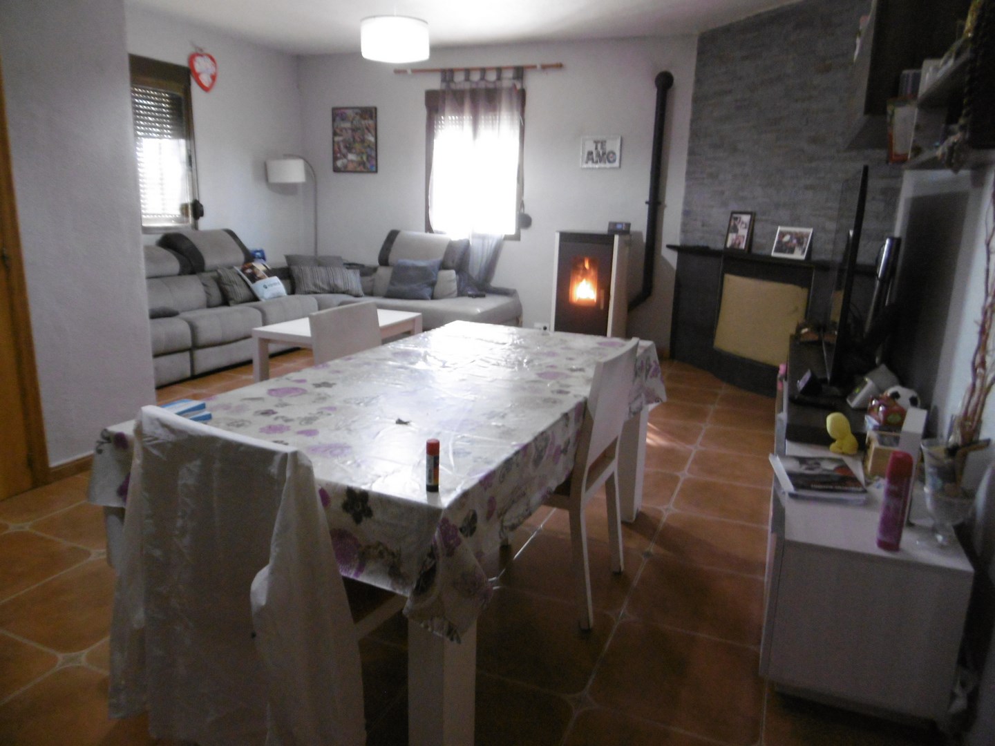 Bedroom in villa for sale in Yecla
