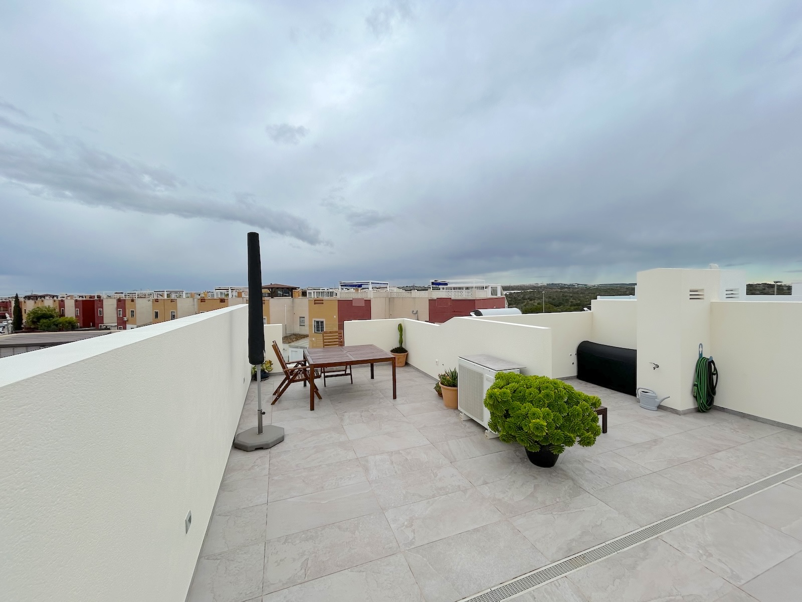 Bright and Stylish Apartment with Unique Views of the Pink Lagoon – Fully Furnished and Move-In Read