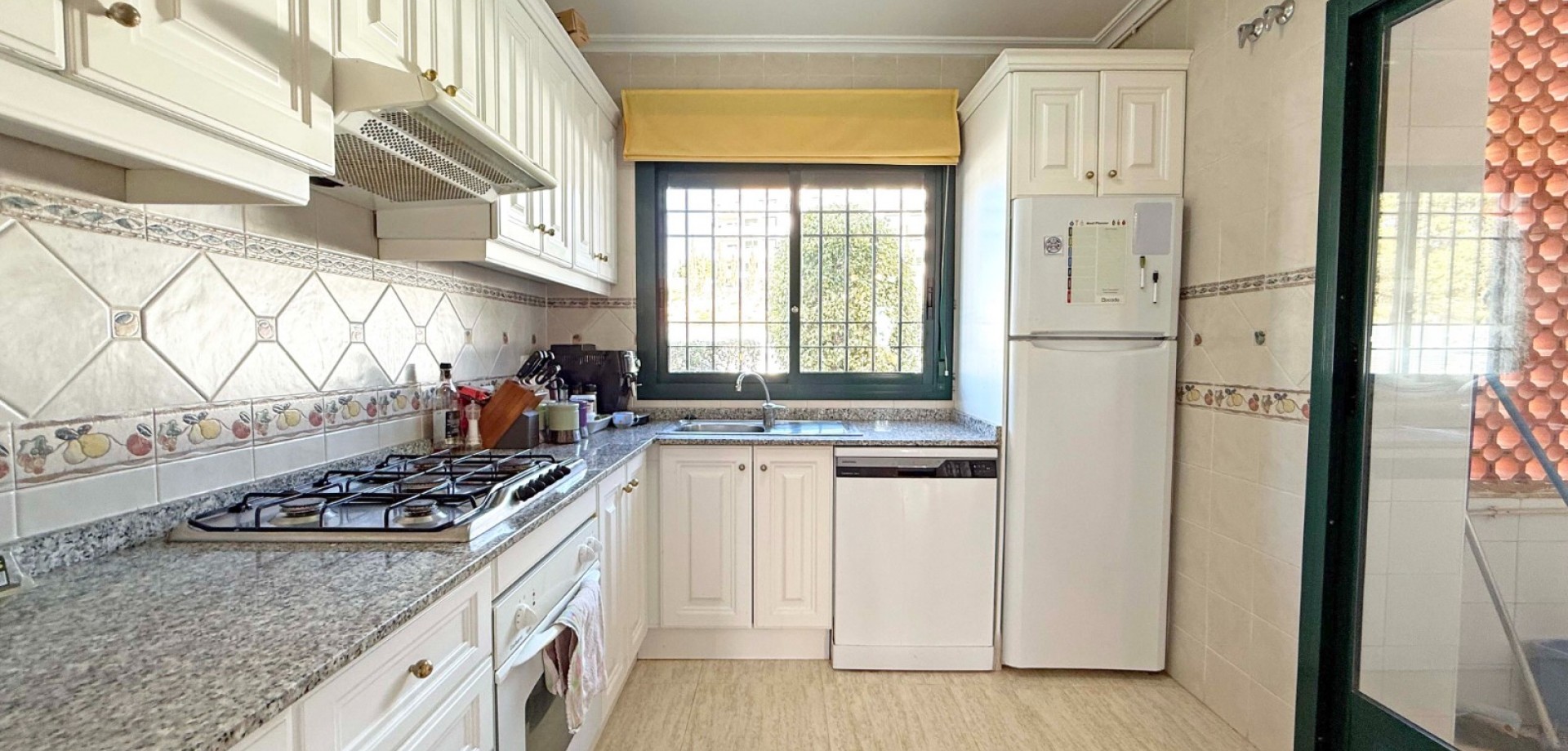 Kitchen in apartment for sale in Orihuela Costa