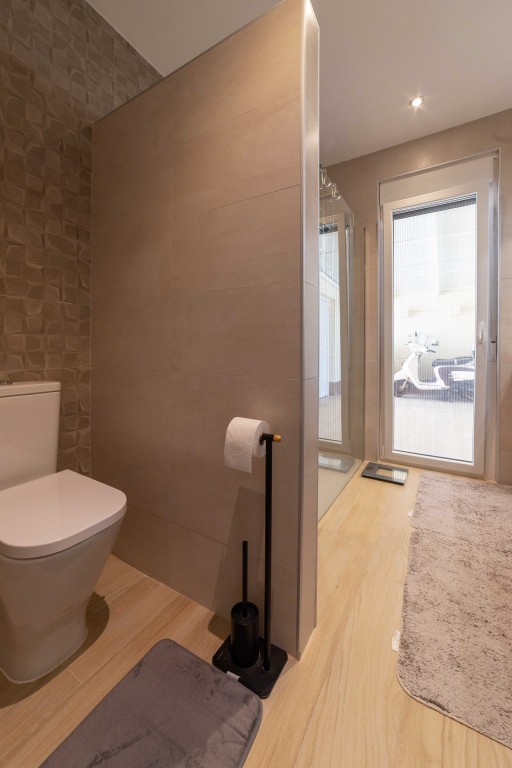 Bathroom in villa for sale in Torrevieja