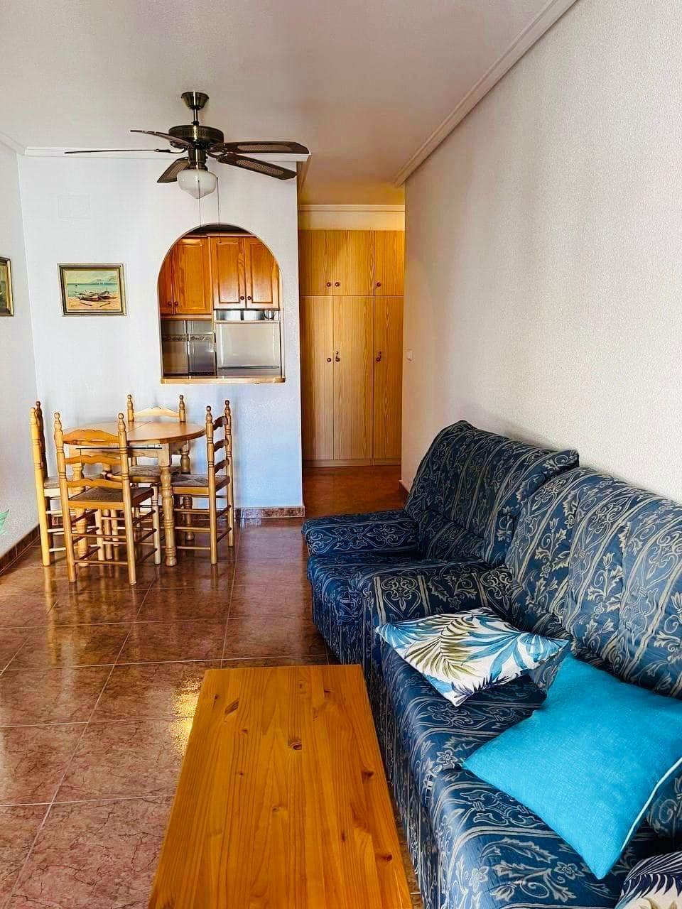 Kitchen in apartment for sale in Torrevieja