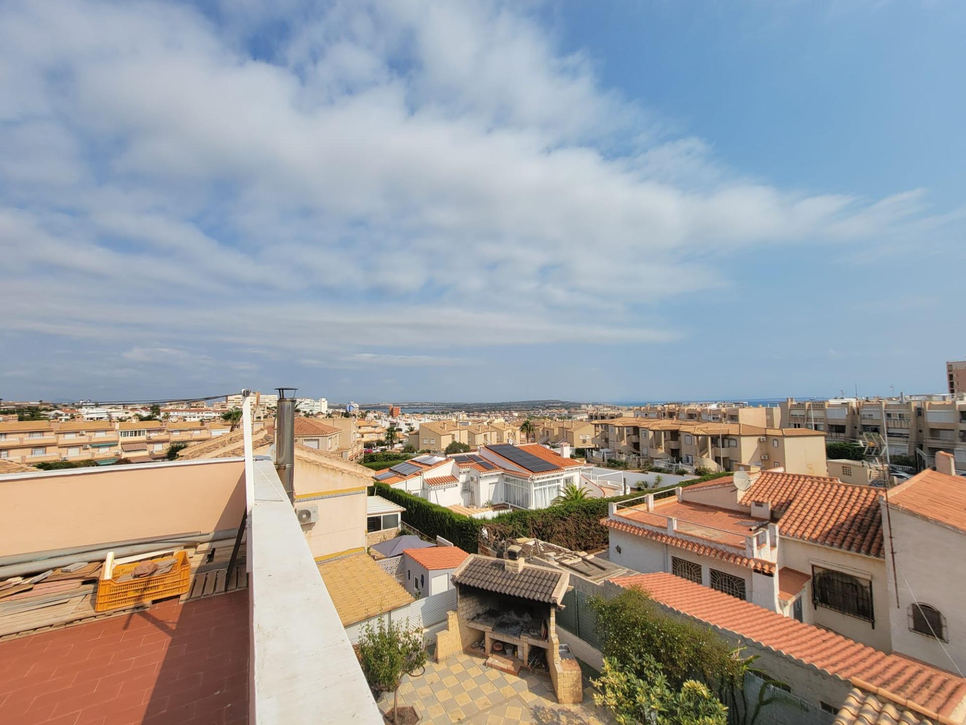 Garden in villa for sale in Torrevieja