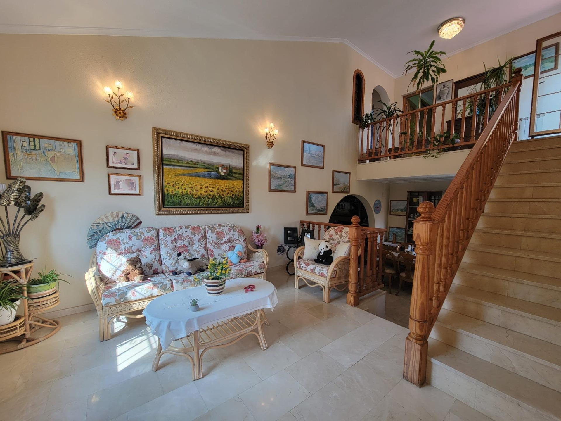 Pool area in villa for sale in Torrevieja