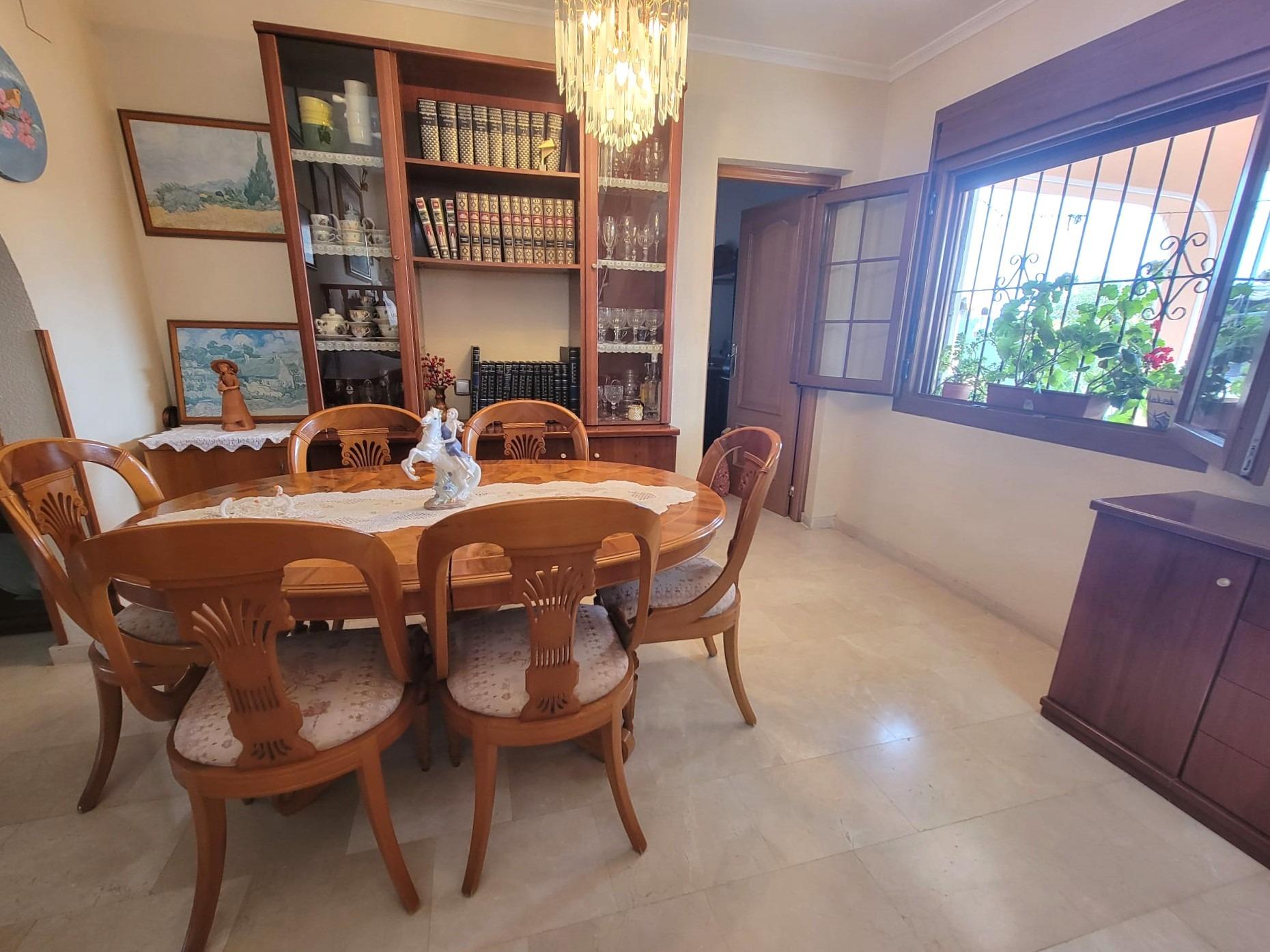 Garden in villa for sale in Torrevieja