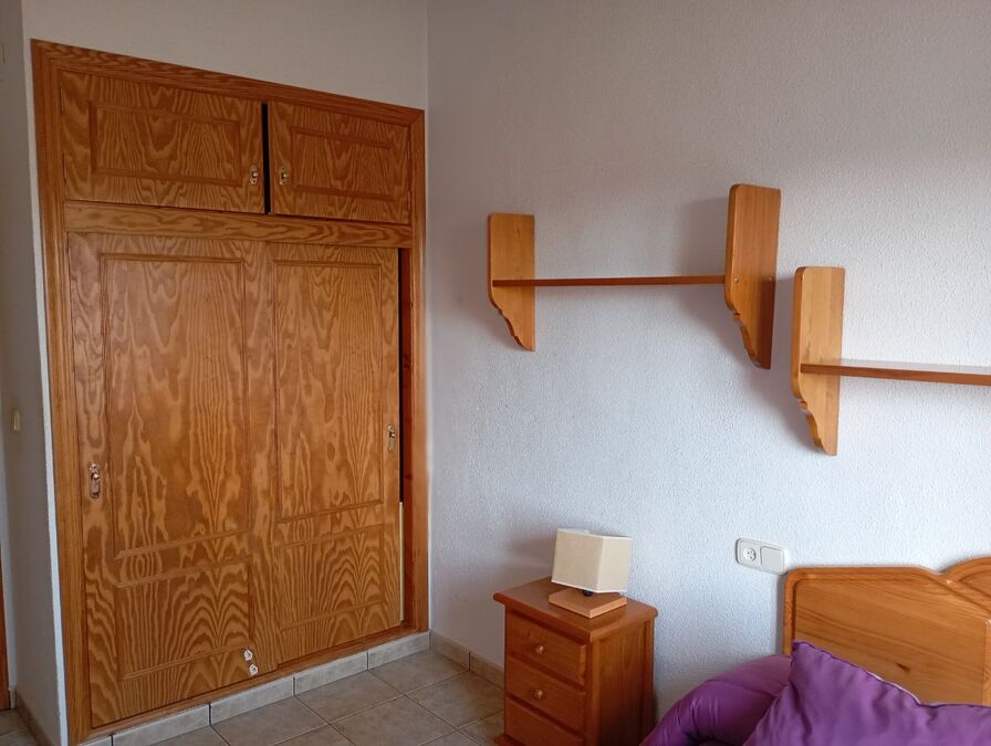 Bedroom in villa for sale in Daya Nueva