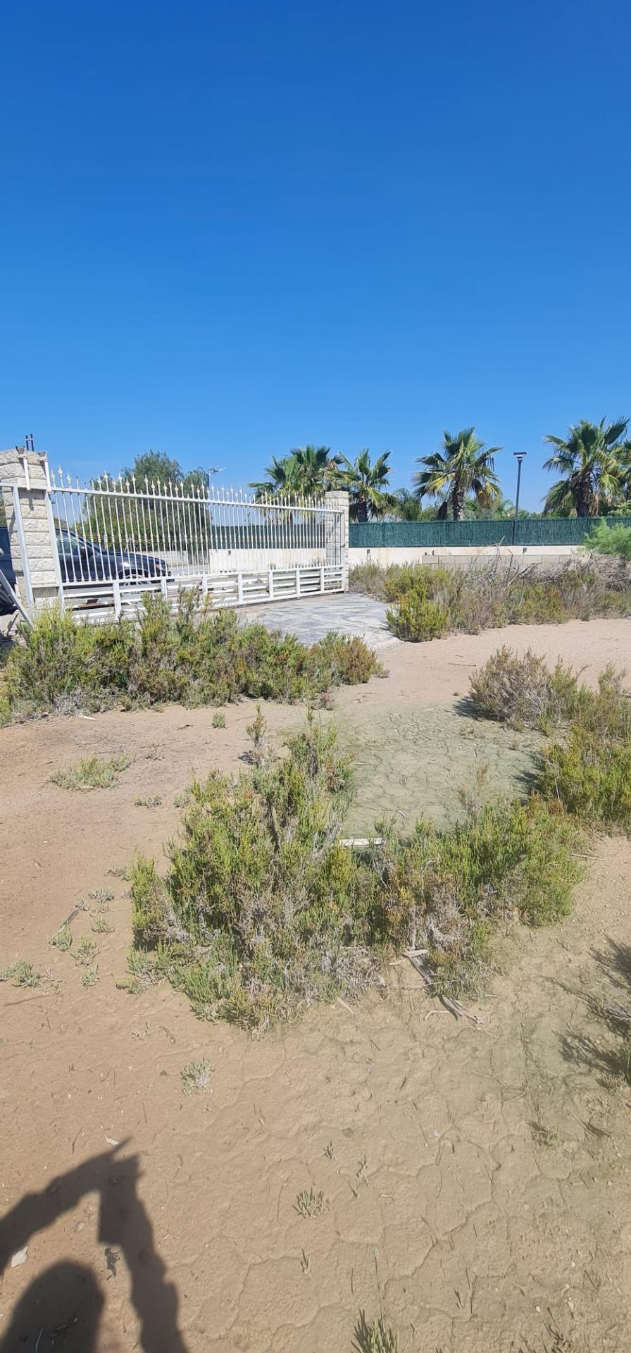 PLOT OF 17000M2 between the Marina and La Hoya PROPERTY: For sale a plot of 17000m2 between La Marin