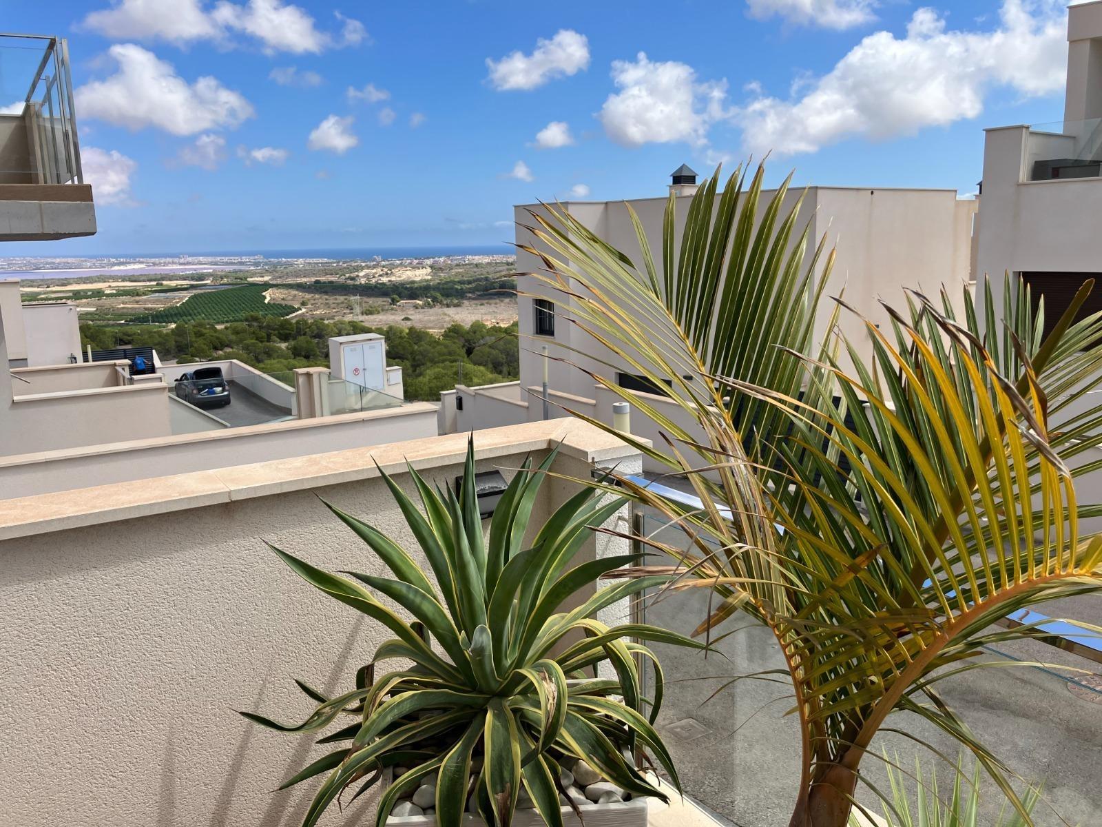 Terrace in bungalow for sale in San Miguel de Salinas
