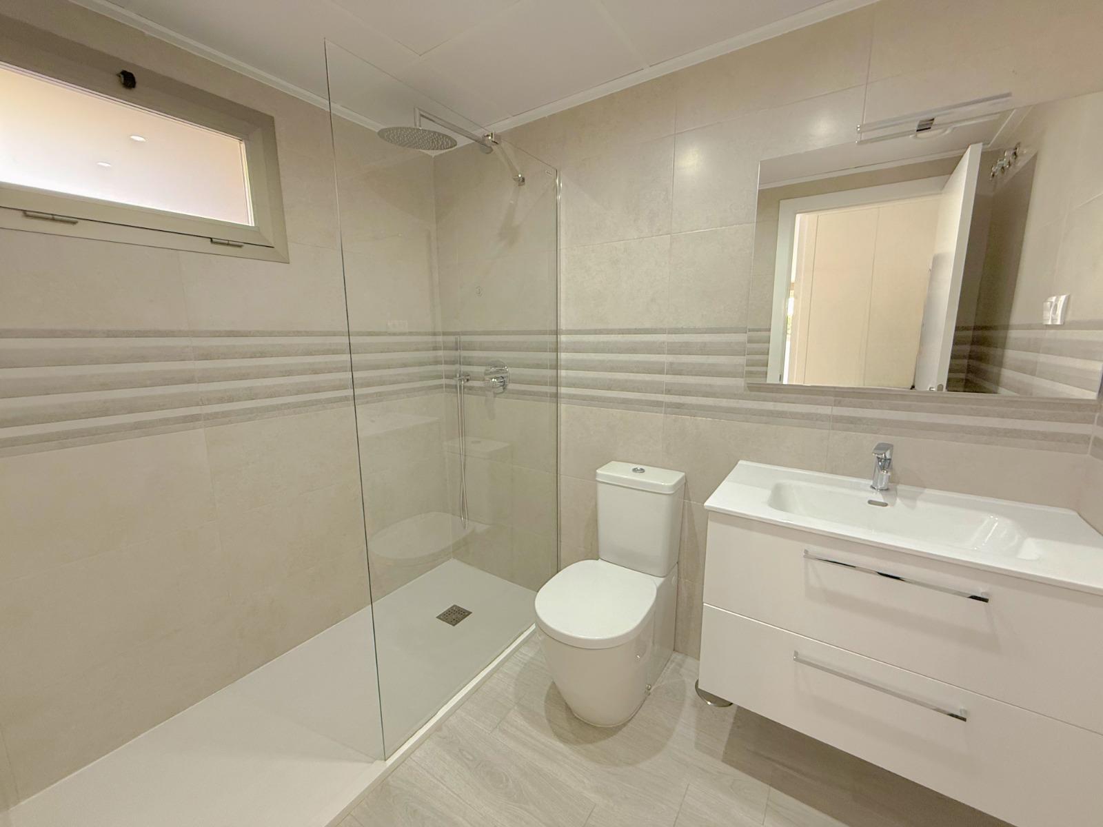 Garden in apartment for sale in Orihuela Costa
