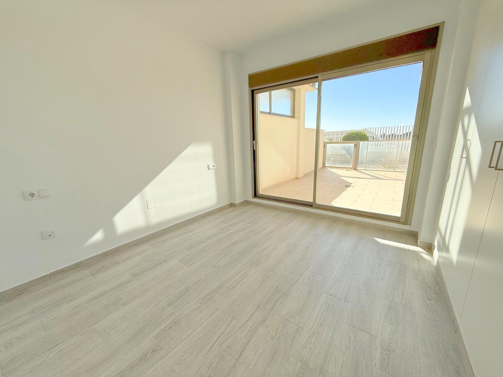 Bedroom in apartment for sale in Orihuela Costa