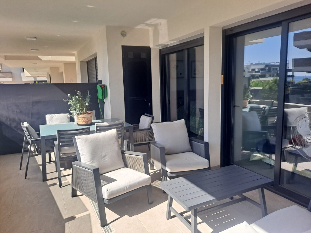 Bedroom in apartment for sale in Playa Flamenca