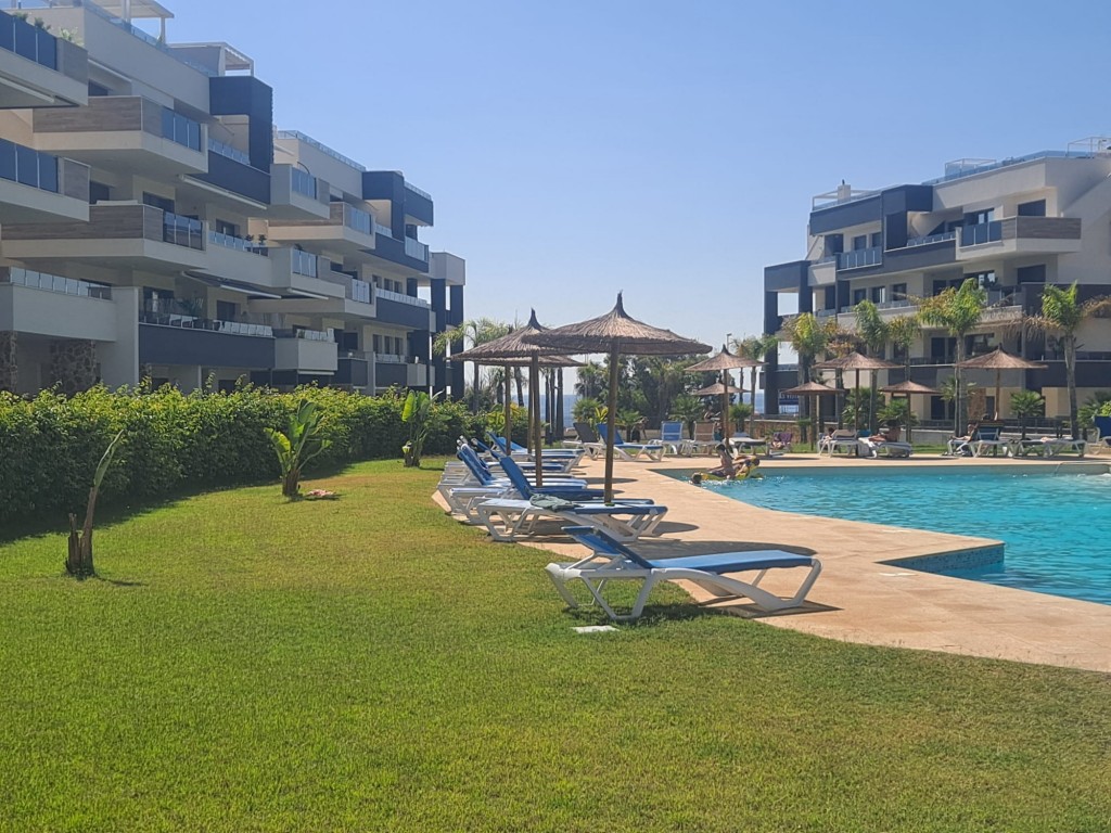 Living room in apartment for sale in Playa Flamenca