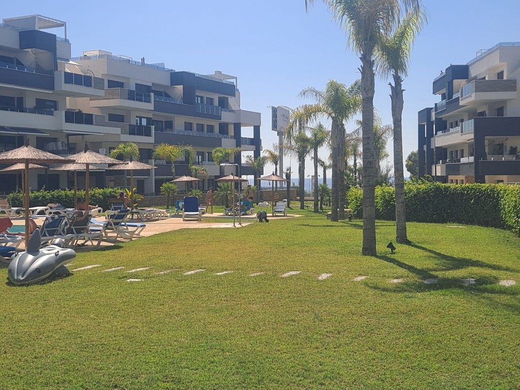 Kitchen in apartment for sale in Playa Flamenca