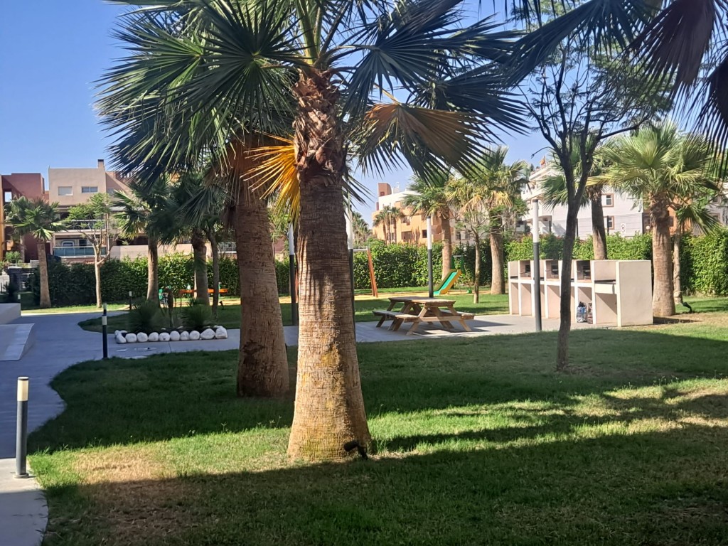 Master bedroom in apartment for sale in Playa Flamenca