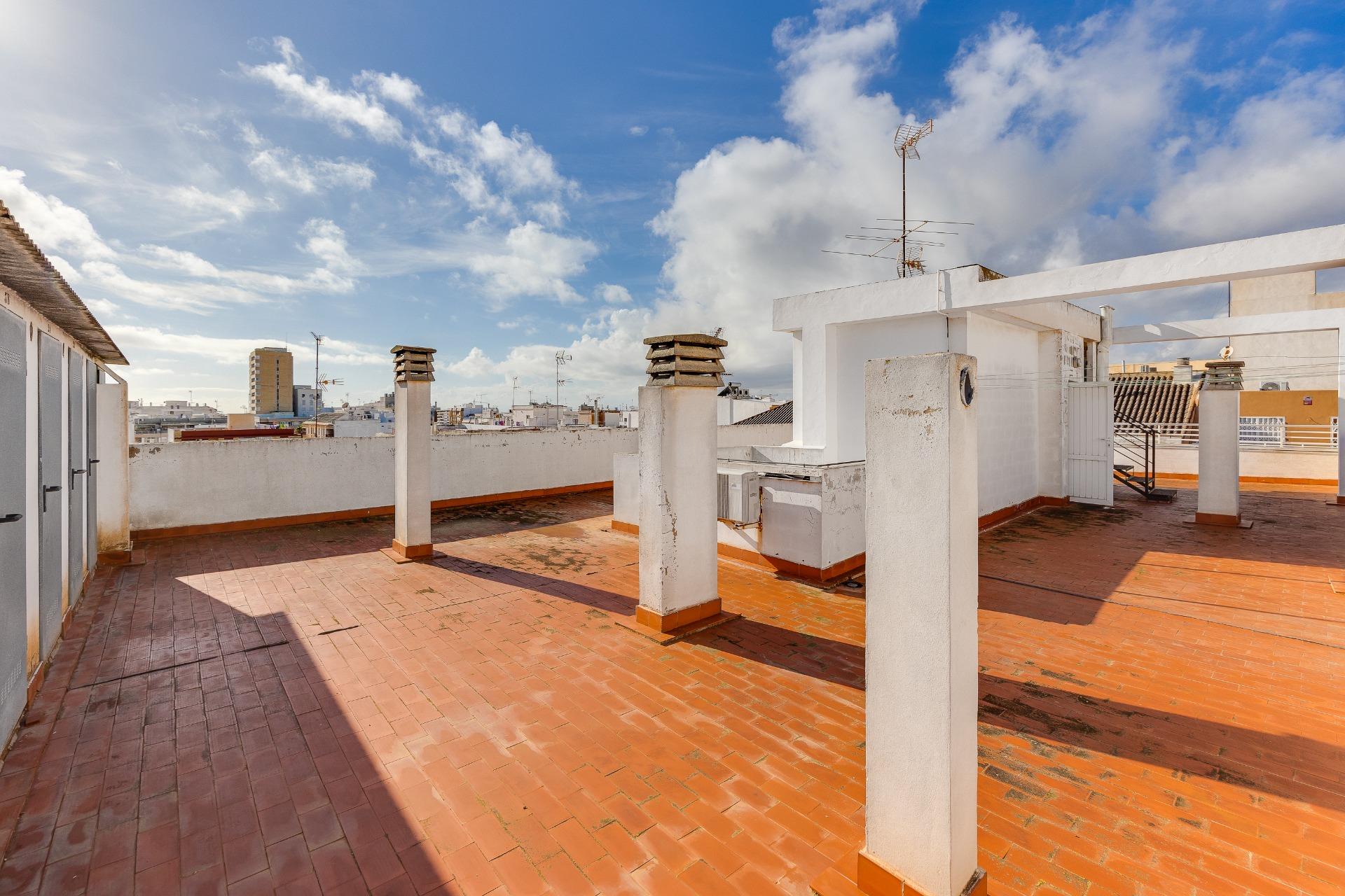 Kitchen in penthouse for sale in Torrevieja