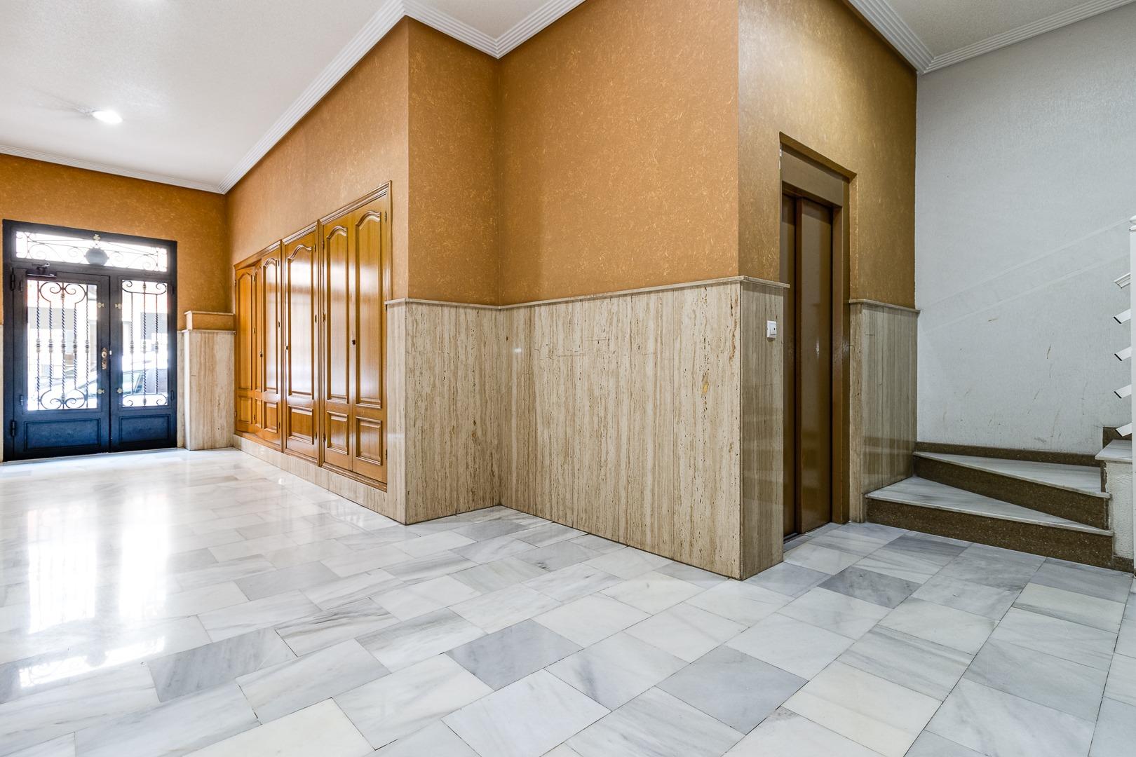 Dining area in penthouse for sale in Torrevieja
