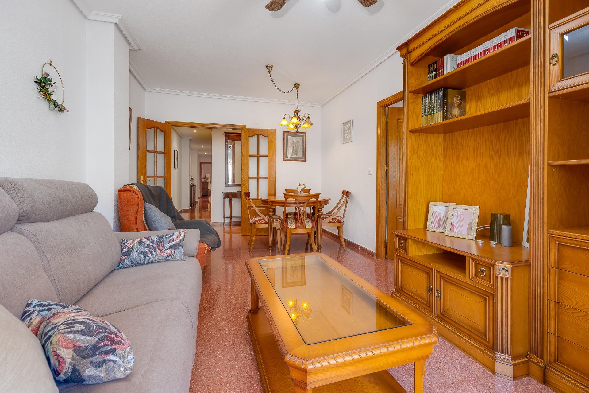 Dining area in penthouse for sale in Torrevieja