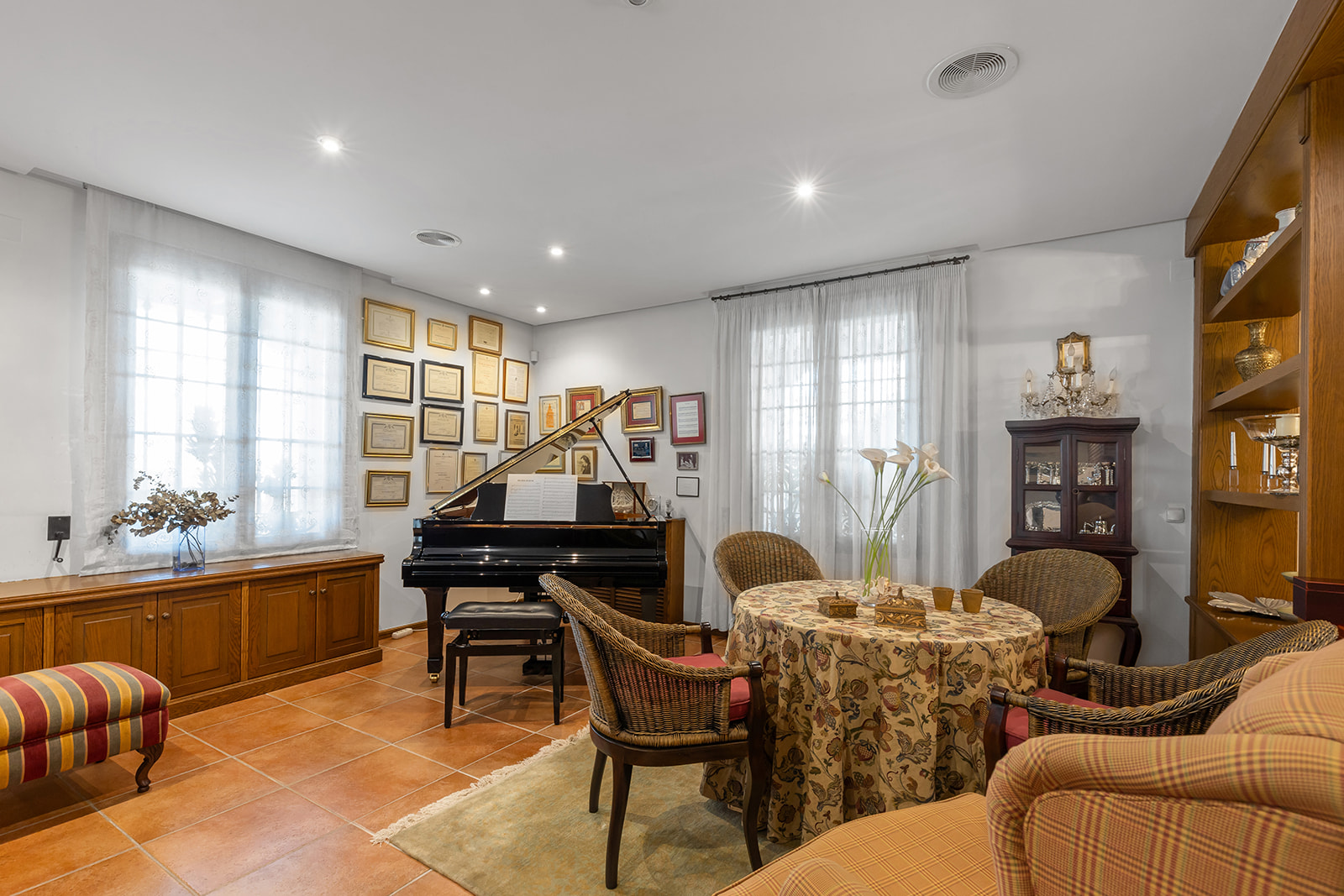 Bathroom in villa for sale in Torrevieja
