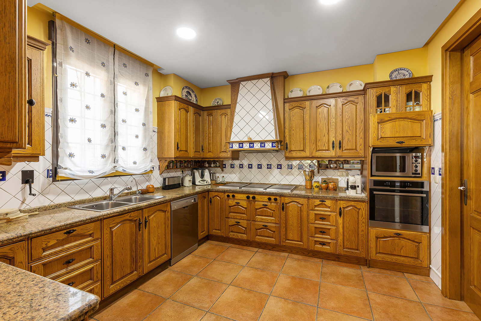Exterior view in villa for sale in Torrevieja
