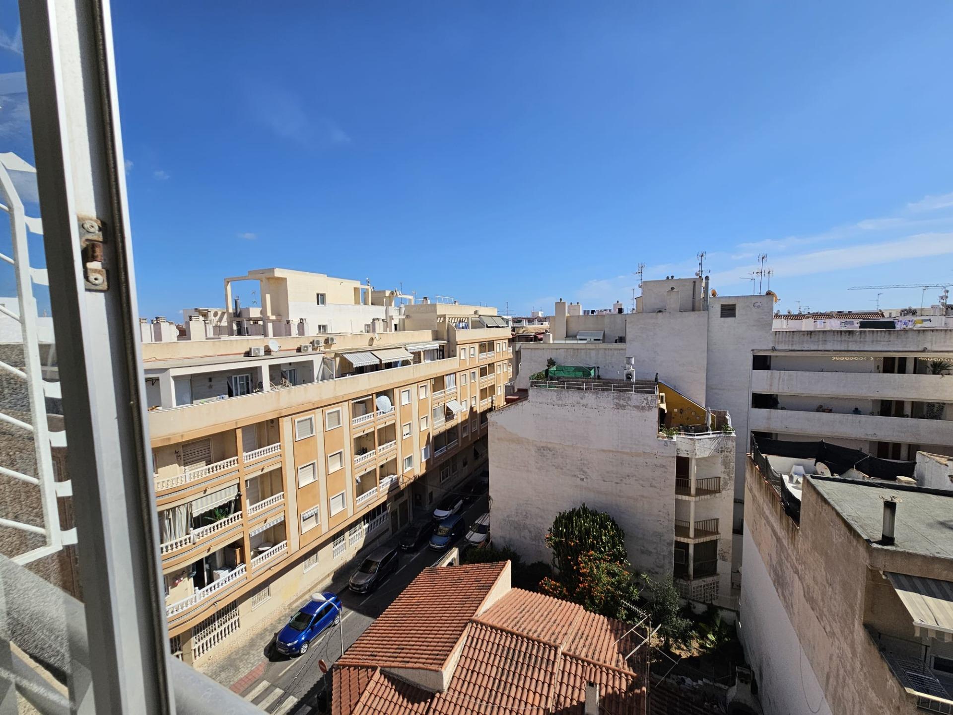 Master bedroom in apartment for sale in Torrevieja