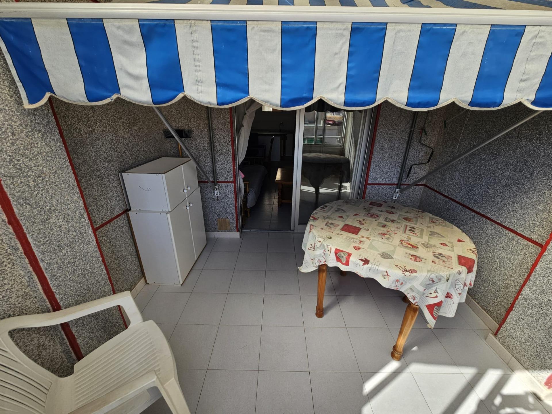 Terrace in apartment for sale in Torrevieja