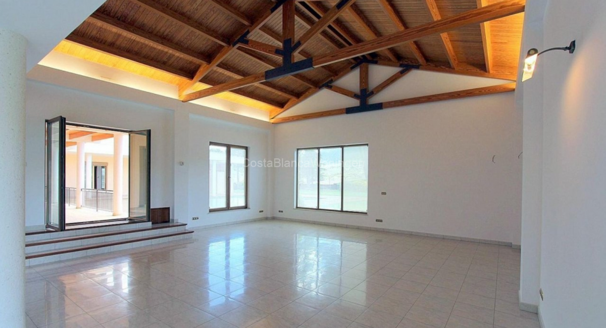 Living room in villa for sale in Penaguila