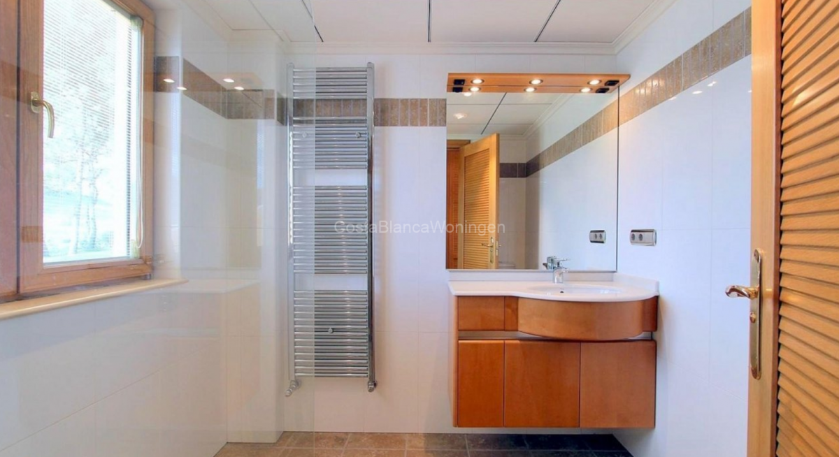 Dining area in villa for sale in Penaguila