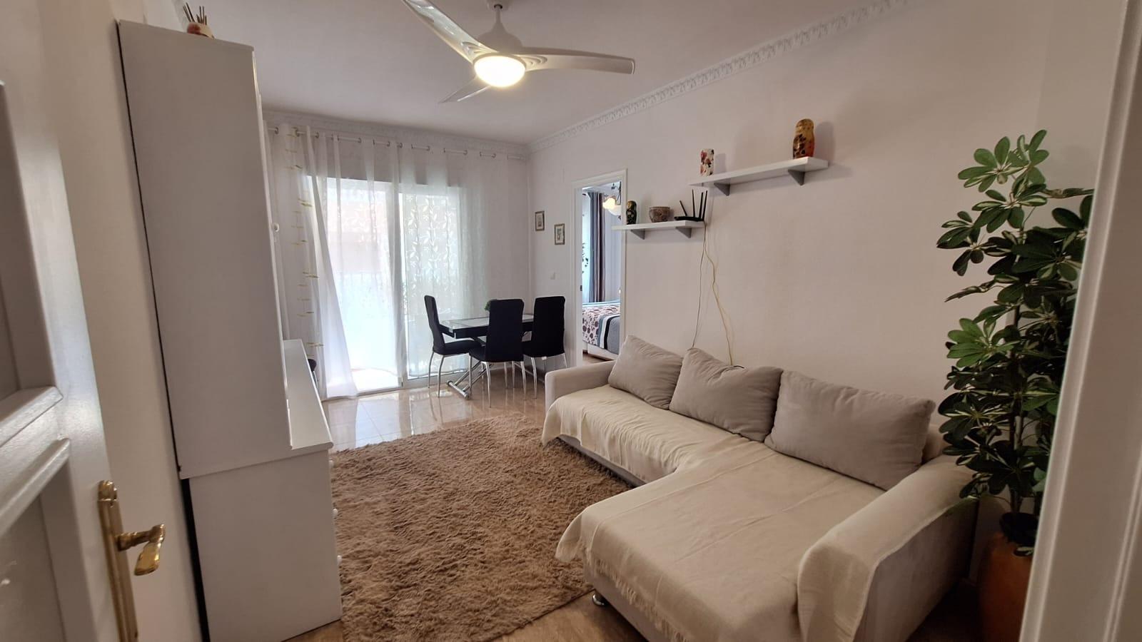Kitchen in apartment for sale in Torrevieja
