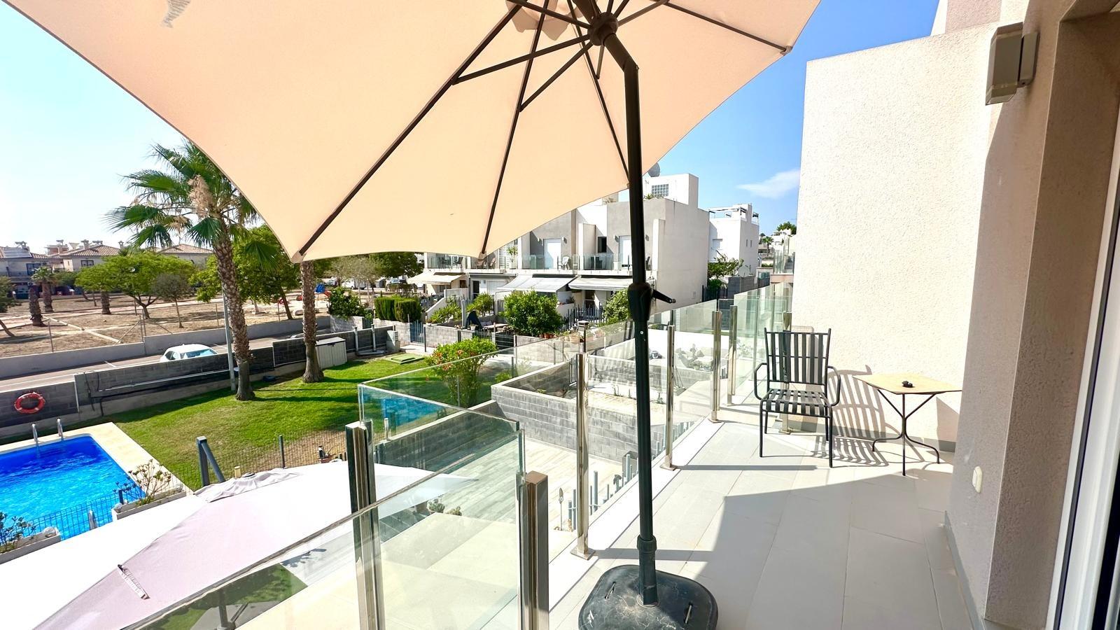 Garden in terraced for sale in Torrevieja