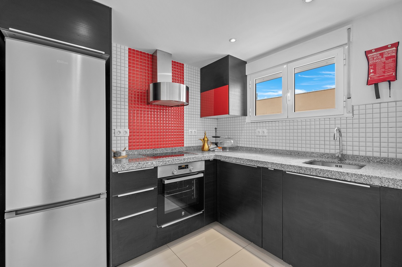 Kitchen in apartment for sale in Punta Prima