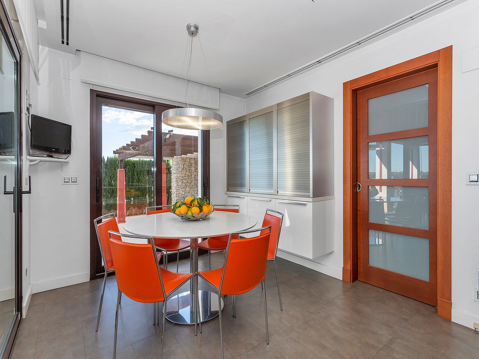 Dining area in villa for sale in Algorfa