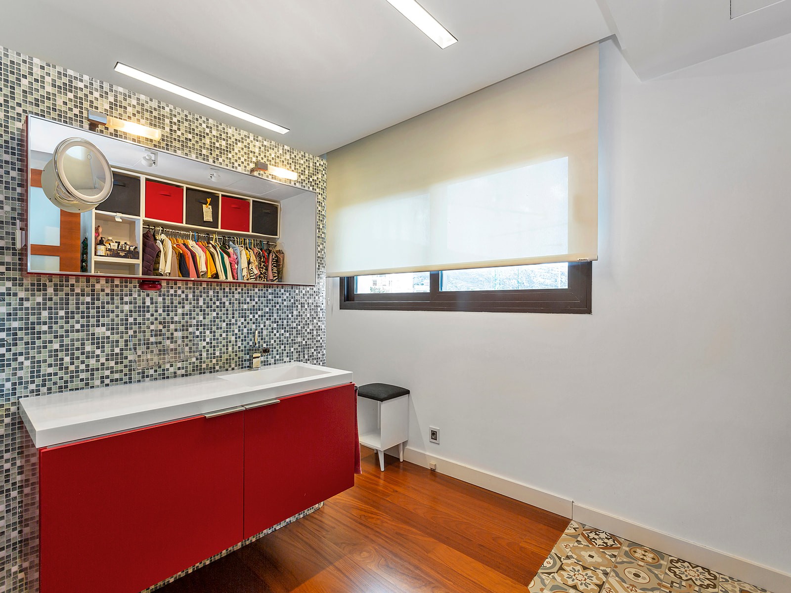 Pool area in villa for sale in Algorfa