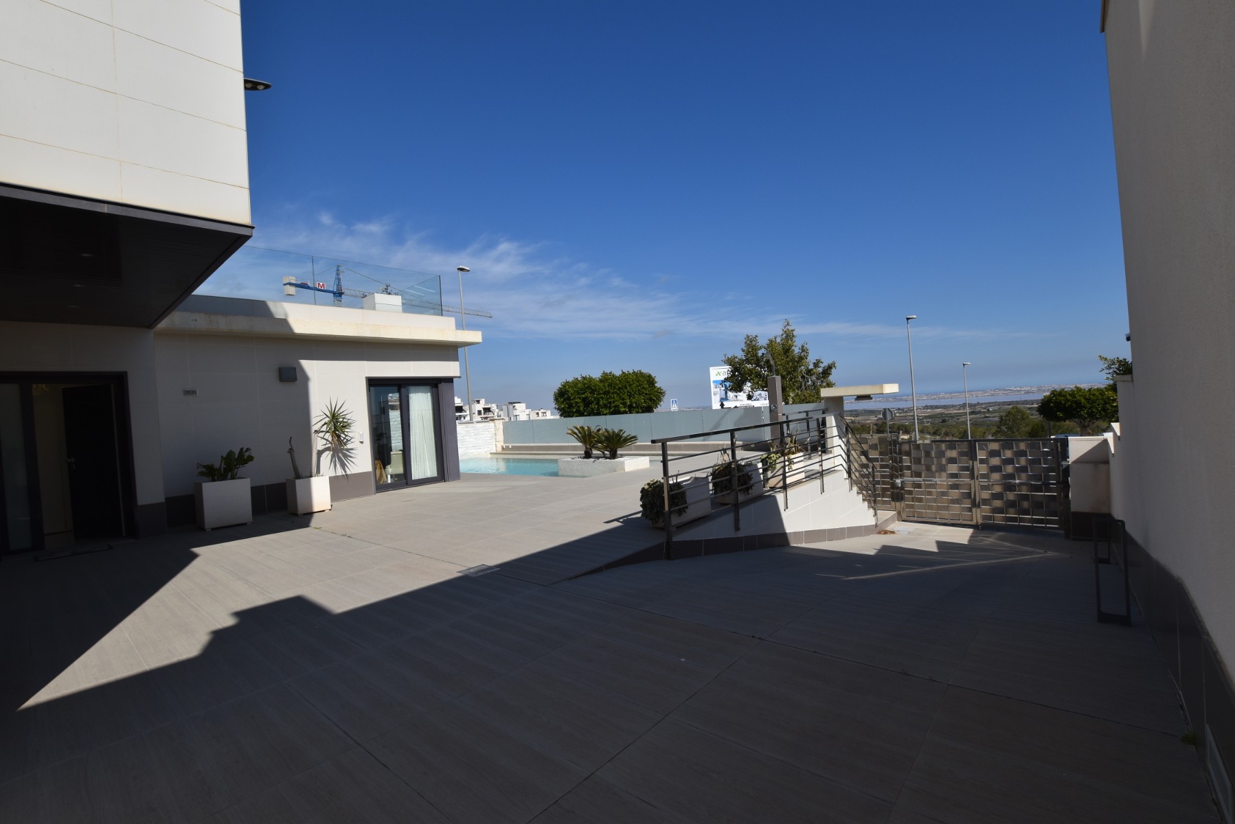 Terrace in villa for sale in San Miguel de Salinas