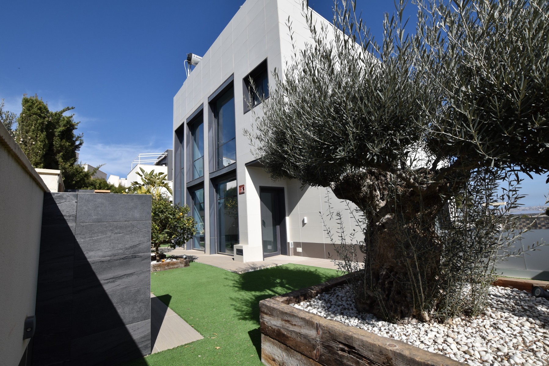 Dining area in villa for sale in San Miguel de Salinas
