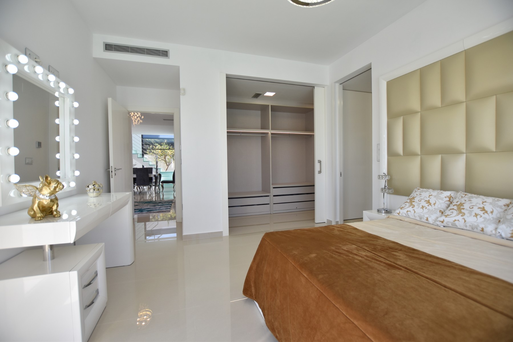 Living room in villa for sale in San Miguel de Salinas