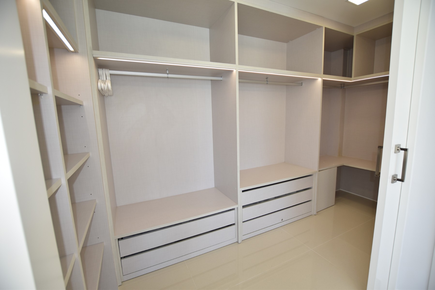 Bathroom in villa for sale in San Miguel de Salinas