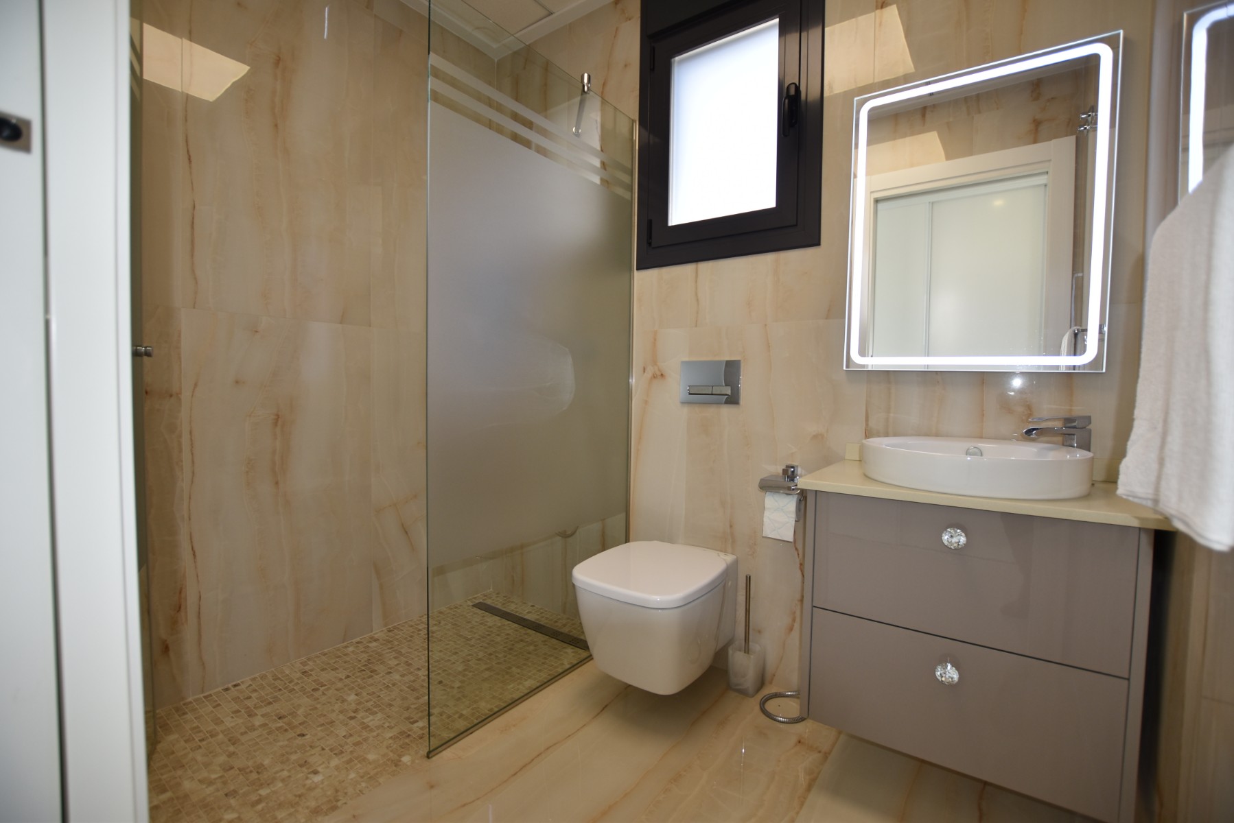 Bedroom in villa for sale in San Miguel de Salinas