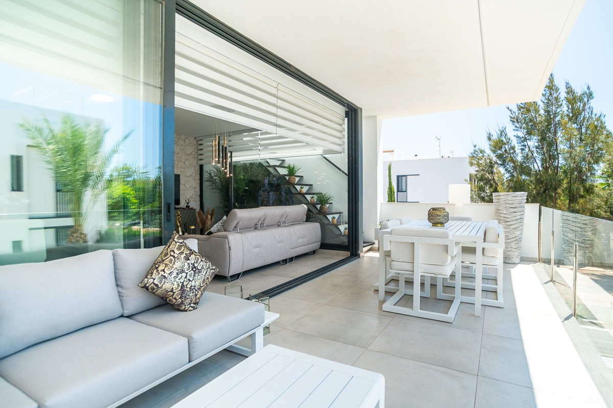 Penthouse Perfection | Rooftop Vibes | 500m from the Beach Step into your own slice of Mediterranean