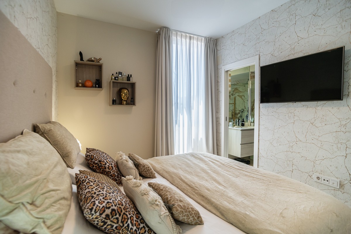 Garden in penthouse for sale in Cartagena