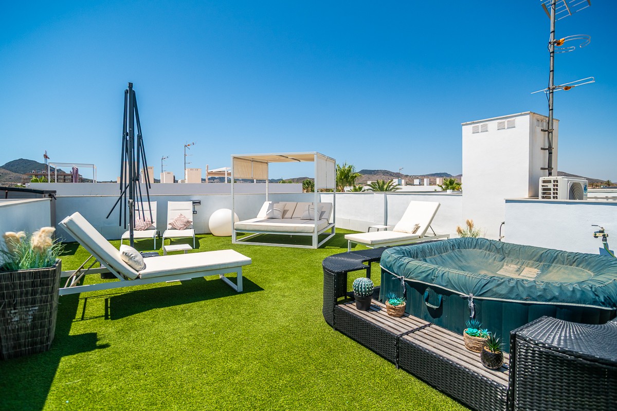 Bathroom in penthouse for sale in Cartagena