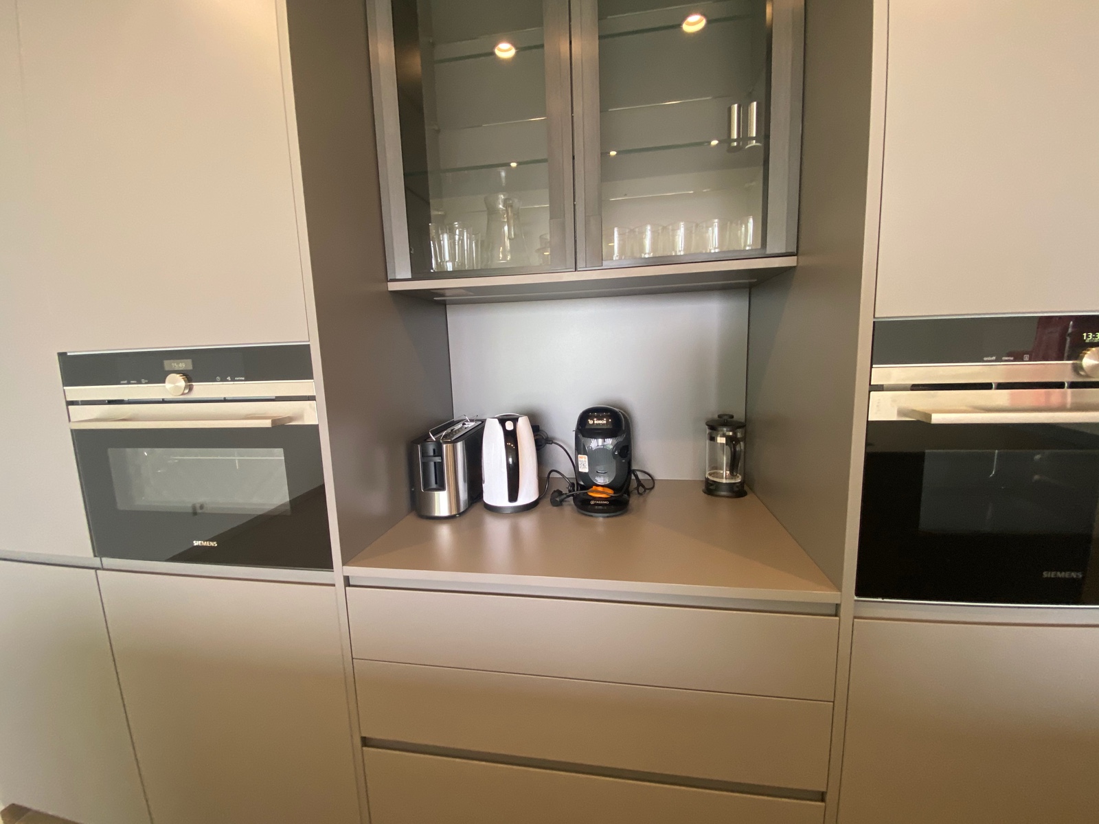 Bedroom in apartment for sale in Las Colinas Golf