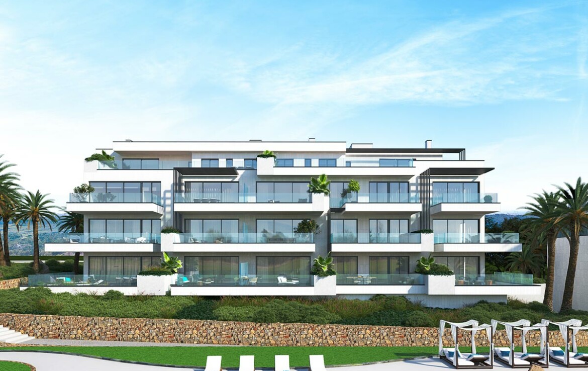 Immediately ready to move in and fully furnished Luxury apartment with panoramic views over the coas