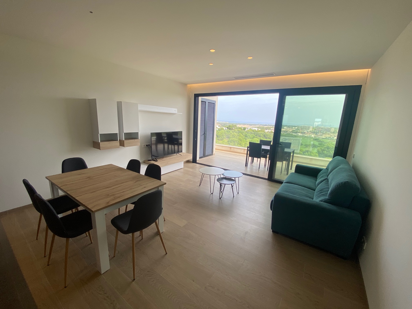 Kitchen in apartment for sale in Las Colinas Golf