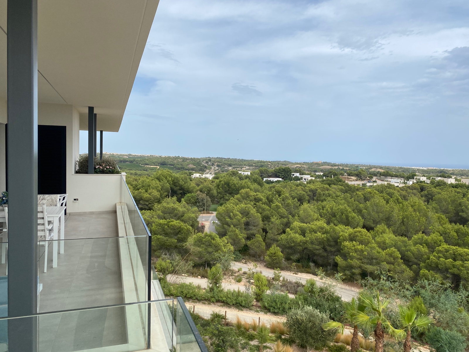 Kitchen in apartment for sale in Las Colinas Golf